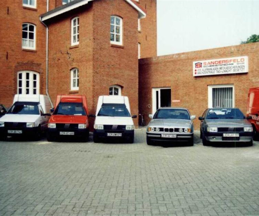 18 Sandersfeld Sicherheitstechnik GmbH Firmenhistory 20 Jahre.jpg